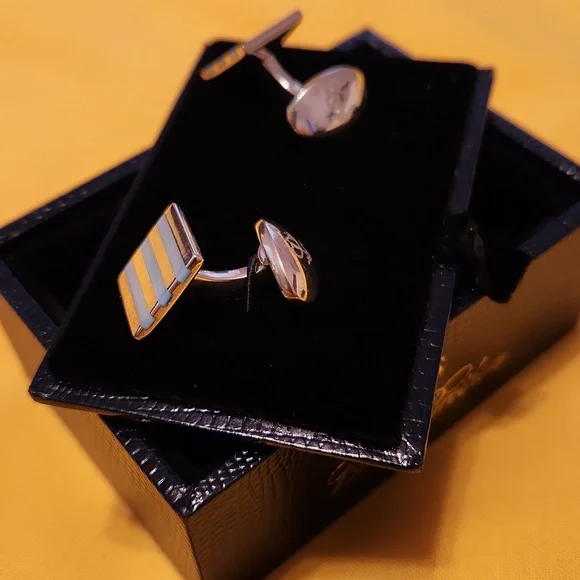 Brooks Brothers square cufflinks - Picture 4 of 5